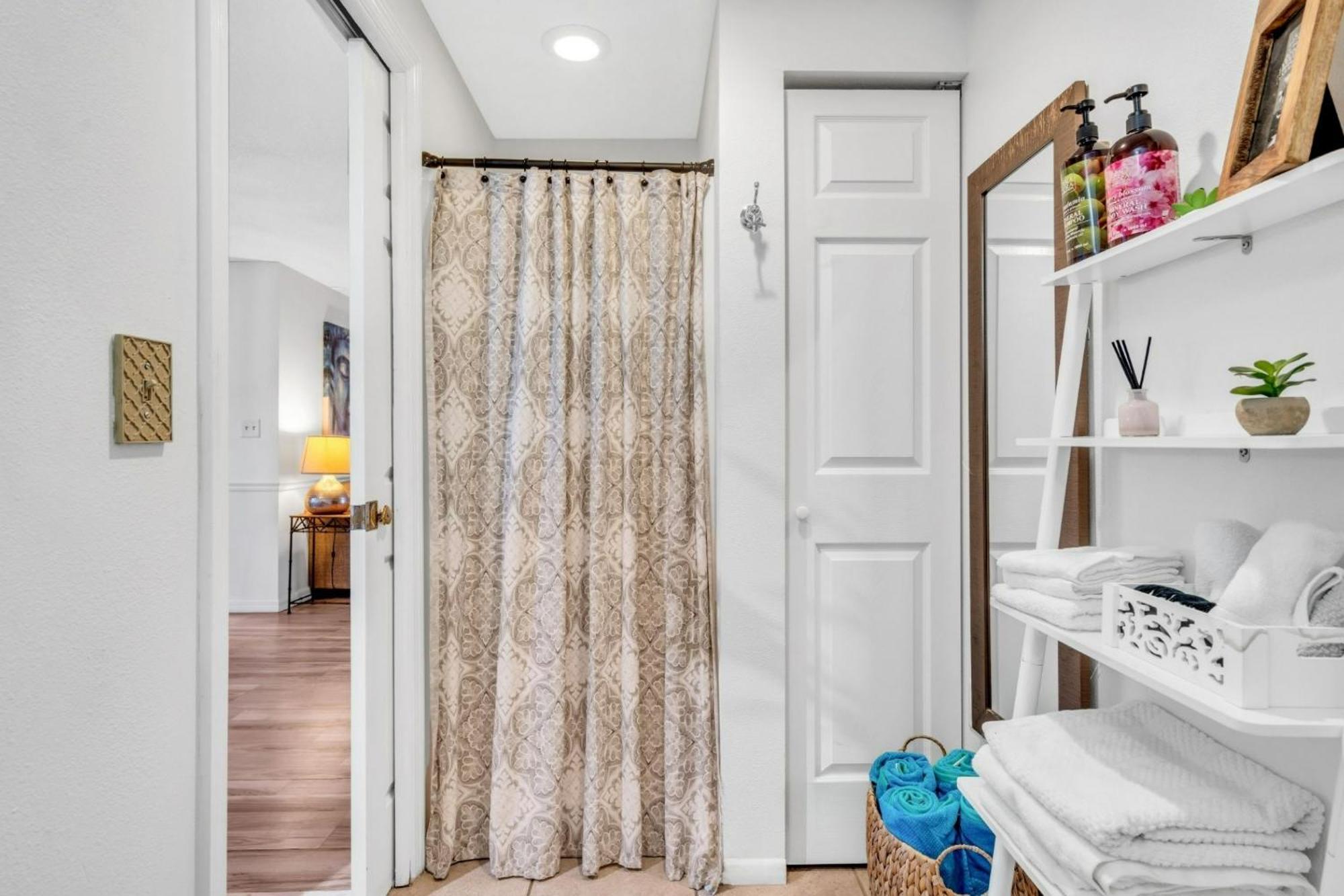 Luxury Zen Den With Heated Pool Just Off Siesta Key Appartement Sarasota Buitenkant foto
