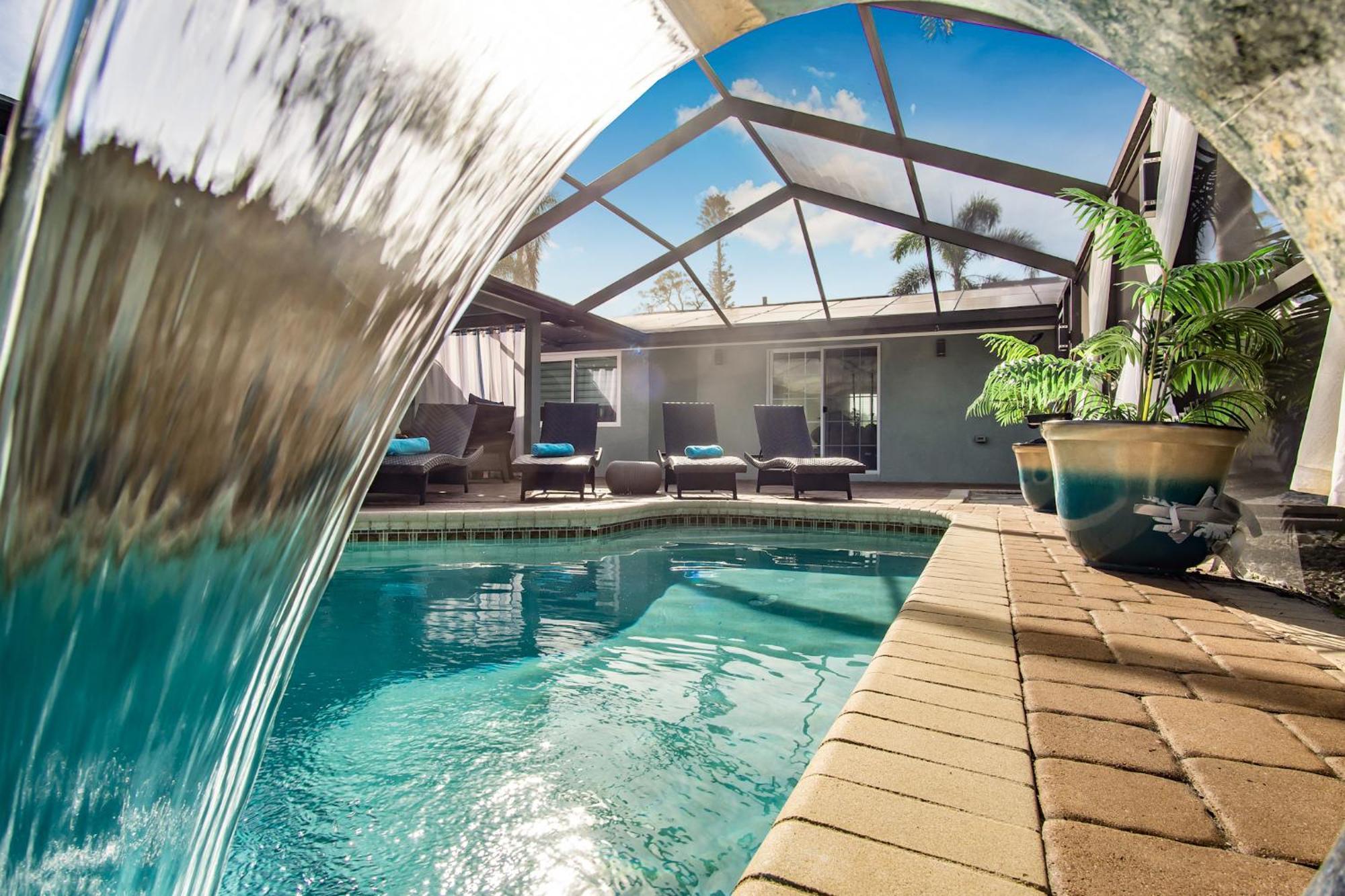 Luxury Zen Den With Heated Pool Just Off Siesta Key Appartement Sarasota Buitenkant foto