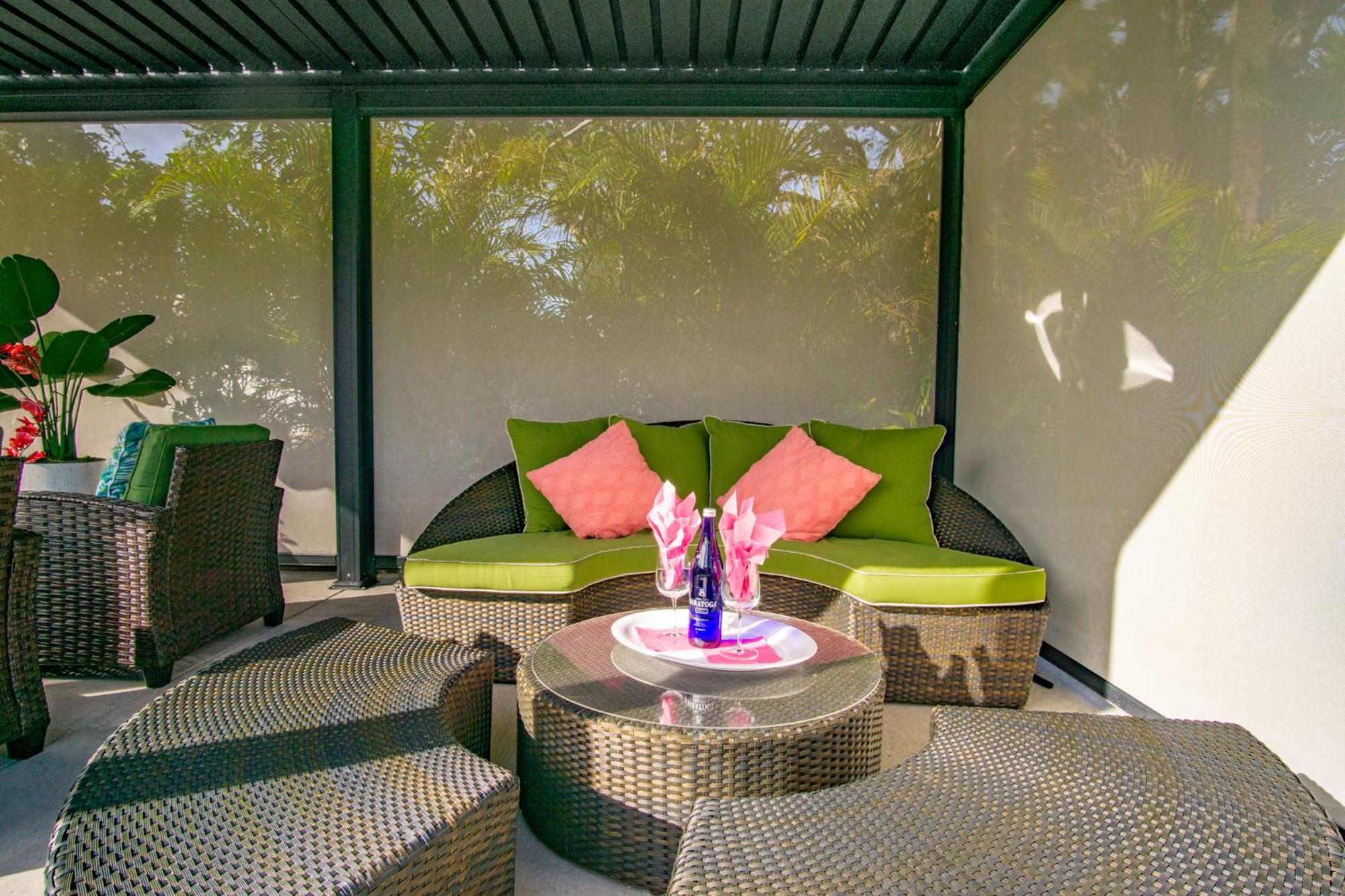 Luxury Zen Den With Heated Pool Just Off Siesta Key Appartement Sarasota Buitenkant foto